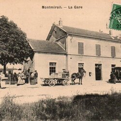 Les cartes postales anciennes